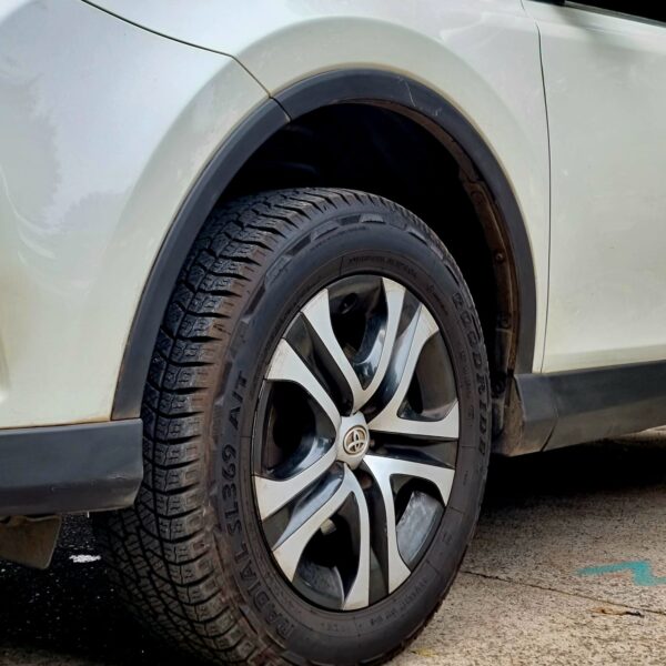 Toyota RAV4 Lujo – 2019 - Imagen 13
