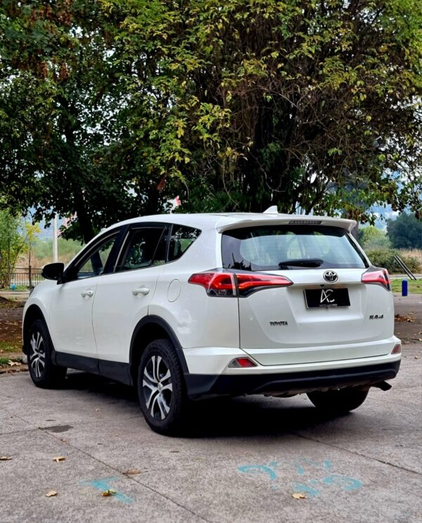 Toyota RAV4 Lujo – 2019 - Imagen 5