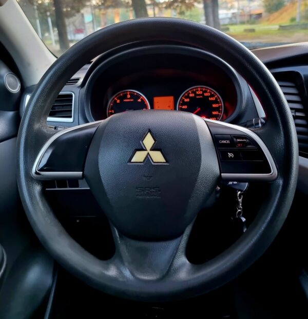 Mitsubishi L200 Katana CRT 4x4 2.4 – 2017 - Imagen 4