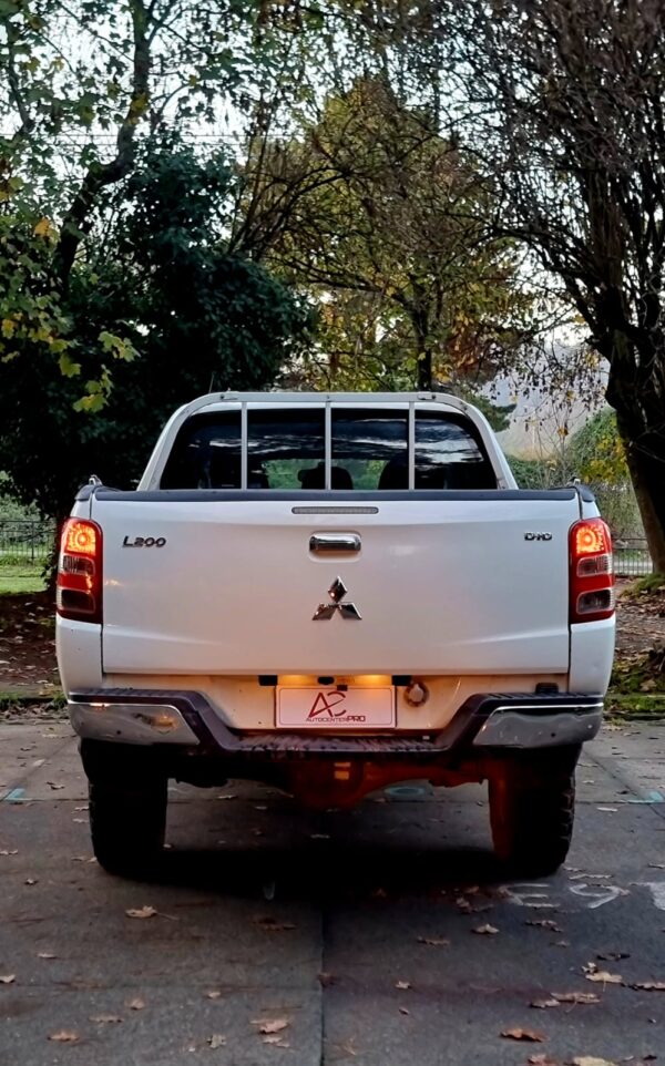 Mitsubishi L200 Katana CRT 4x4 2.4 – 2017 - Imagen 9